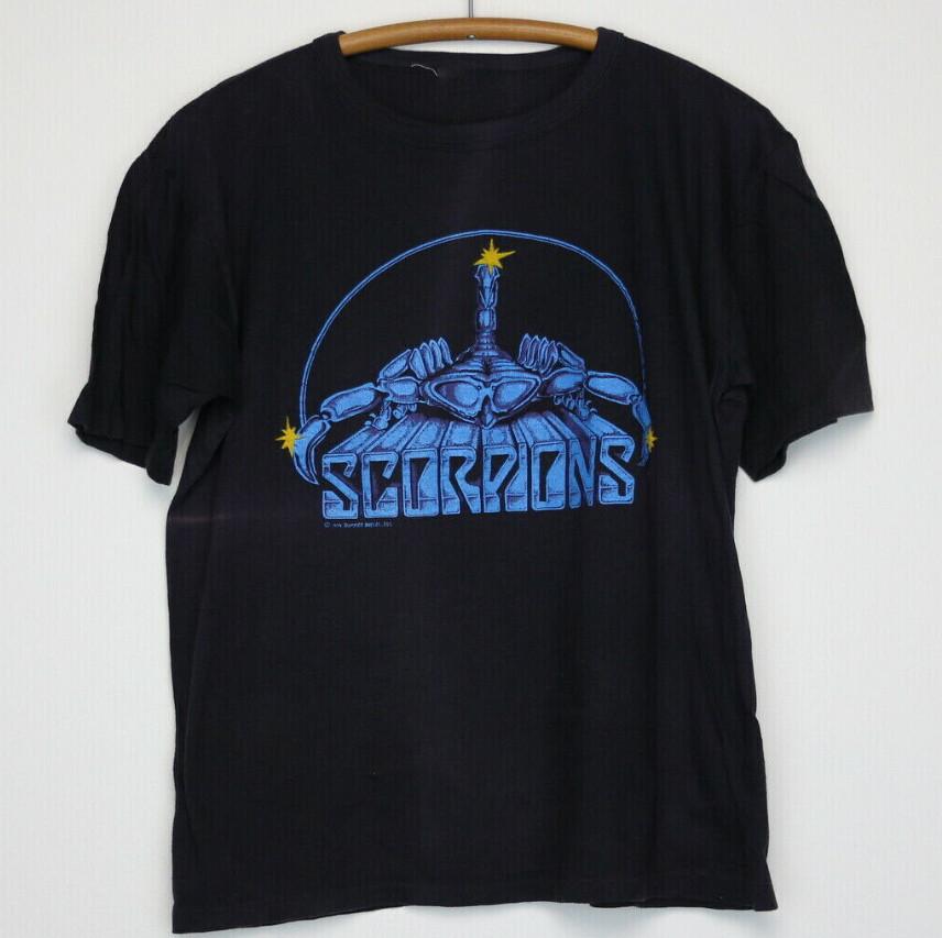 

1979 Scorpions Lovedrive T-Shirt Unisex Vintage Black Cotton Tee S-2345XL 2XL