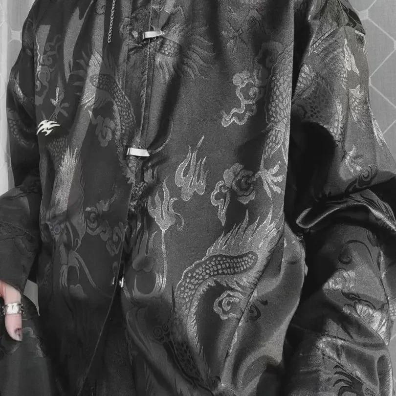Herrskjorta med jacquardmönster av drakar: Strykfri, Metallspänne, Lös passform