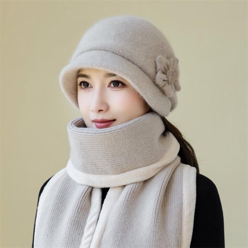Middle-aged and Elderly Women's Plush Hat Winter Plush Thickened Thermal Ear Protection Hat Foreign Fashion Mother Knitted Cotton Hat