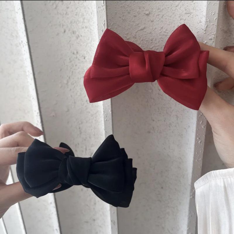 Diamond Flower Hair Claw Clip - Elegant Updo Accessory for Women