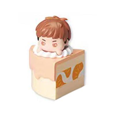 

Genuine Gacha Figure Small Scale Model Attack on Titan Mikasa Eren Levi Cake Twisted Egg Action Figure Model Toys 4 CM