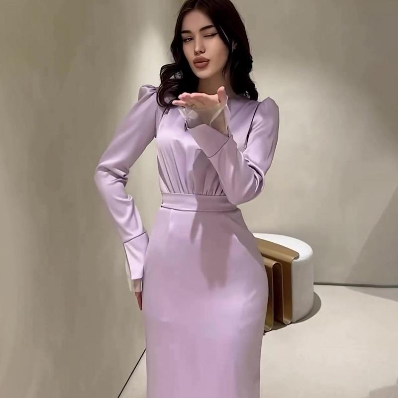 Women's Pleated Waisted Long Sleeve Dress
