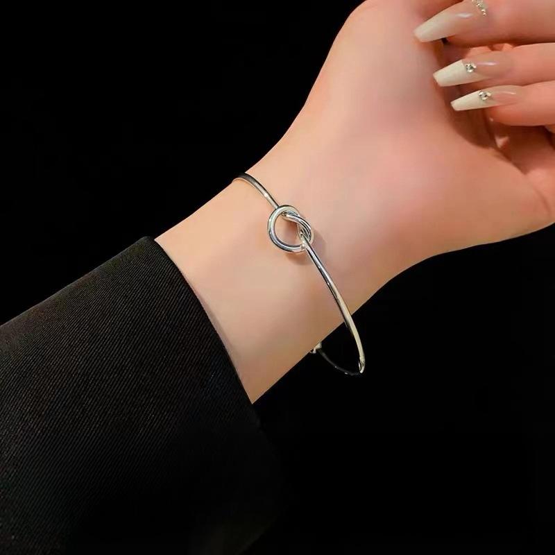 Trendy Open Bracelet Bangles for Women Metal Twist Round Circle Charms Cuff Bangle Simple Golden Silver Color Jewelry Gift