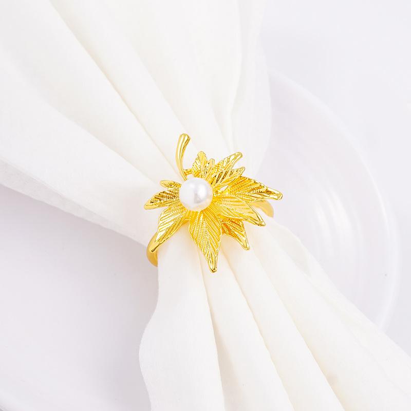 4PCS Valentine Day Special Pearl Rose Napkin Rings for Romantic Dinner Wedding Decoration Table Beautiful Flower Napkin Holders