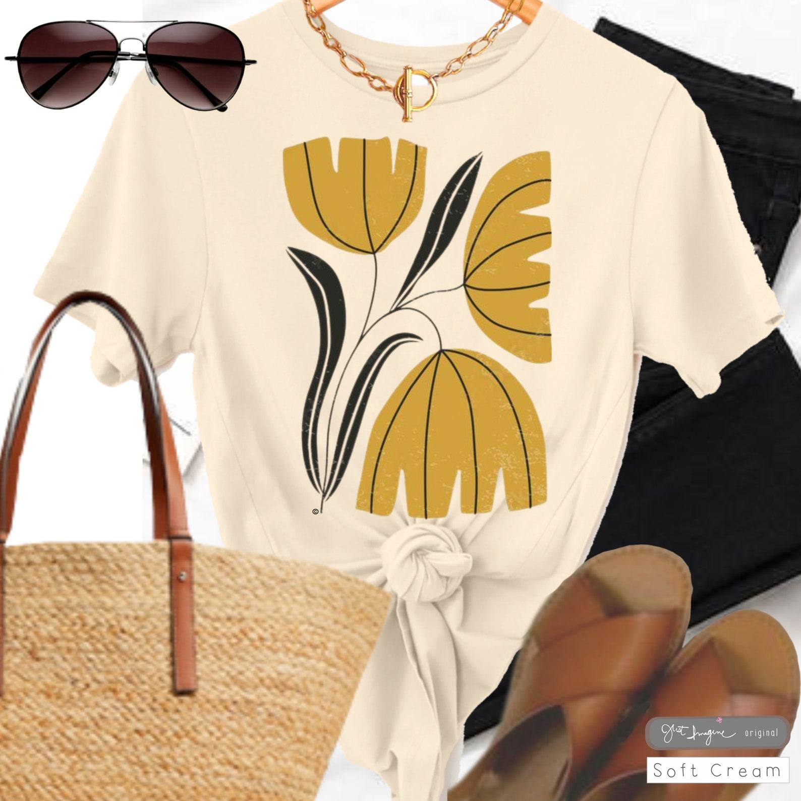 Golden Tulip Botanical T-Shirt: Vintage Floral Tee L