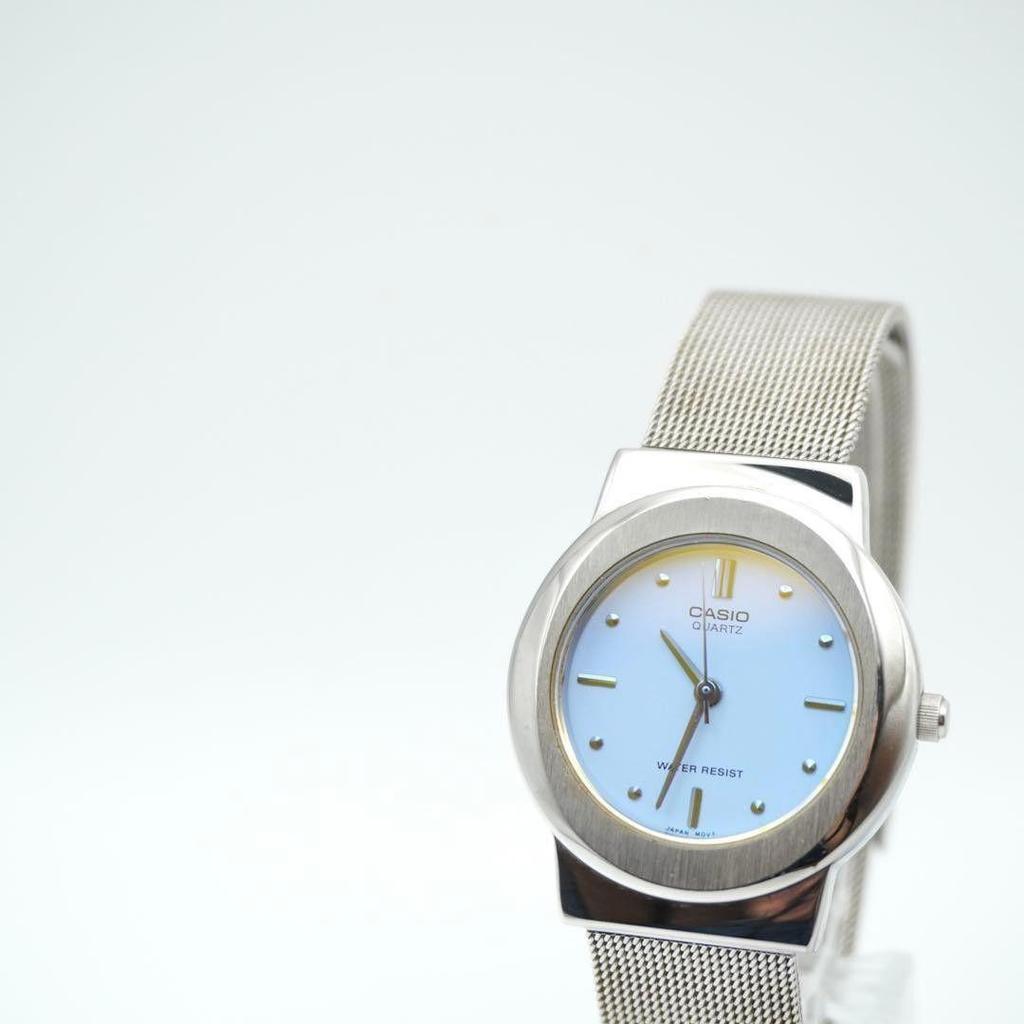 Used [New Battery] CASIO MTP-1112 Blue x Yellow Reflective Glass Ladies Working Item Quartz