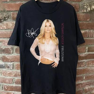 Jessica Simpson Irresistible Album Signed Unisex Short Sleeve T-Shirt AL587