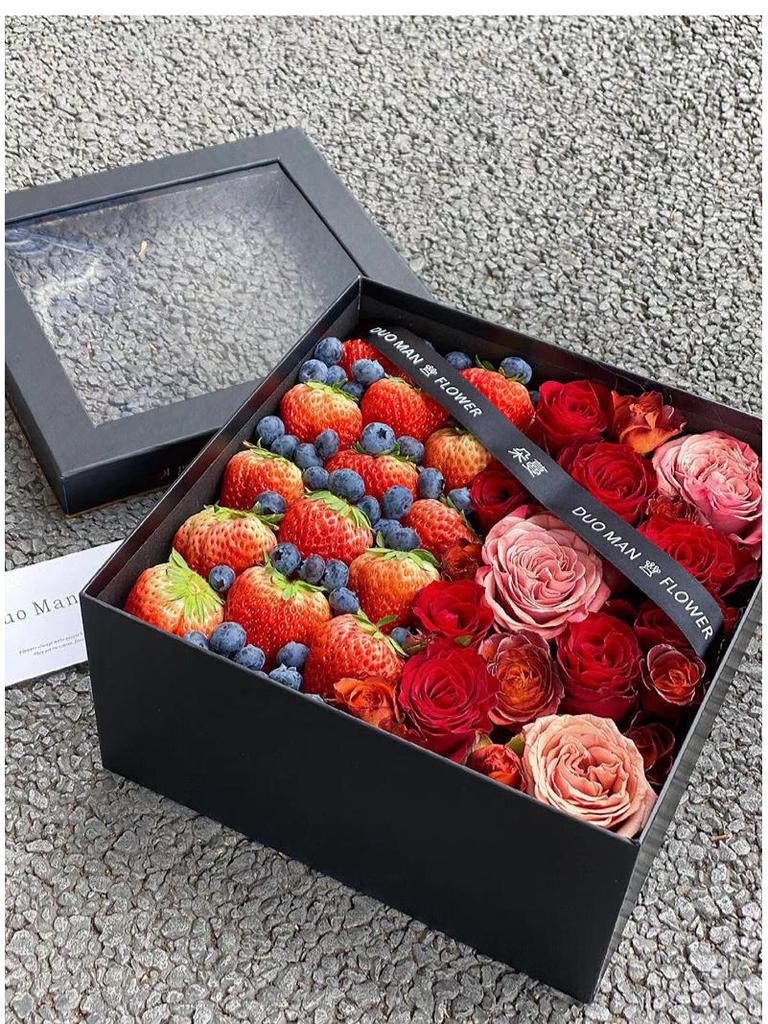 Heart-Shaped Transparent Gift Box for Flowers & Fruits - Perfect for Valentine's Day