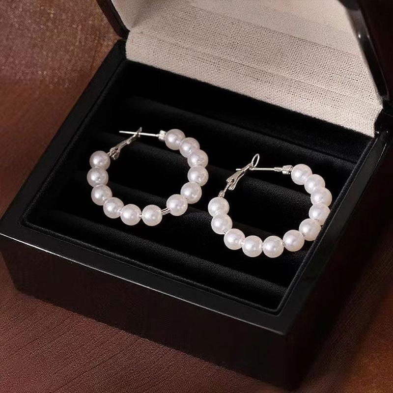 Premium Pearl Earrings Show Face, Thin And Light Luxury Versatile Earrings, Women'S Exaggerated Nightclub Earrings, Large Ring Ear Jewelry