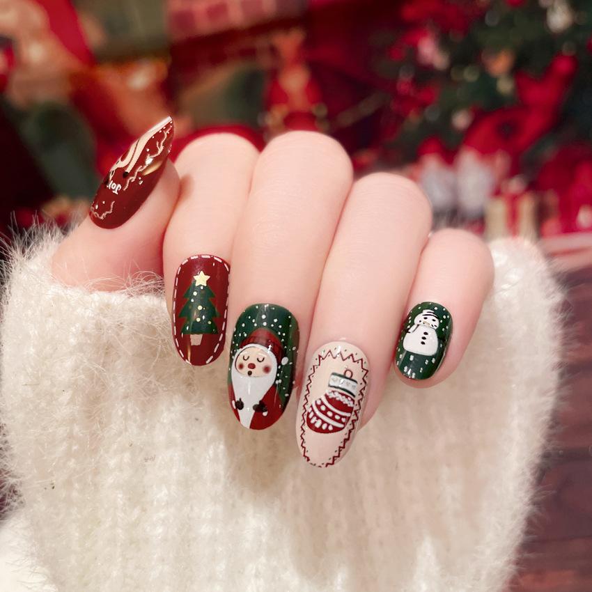 Santa Claus Elk Snowman Cartoon Print Fake Nails for Christmas Party 24pcs Wearable Press On Nail Patch Artificial Wear Nails