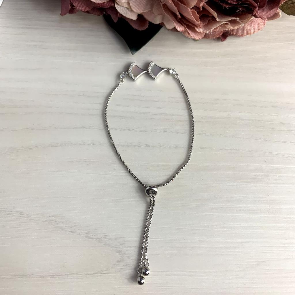 Серебряный браслет с натуральным перламутром, фианитами (2038405)