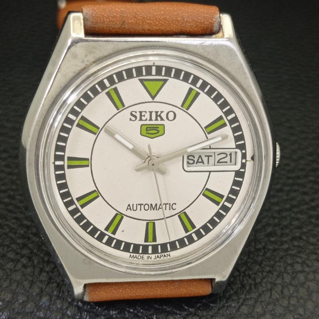 VINTAGE SEIKO 5 AUTOMATIC JAPAN 6309A MENS WHITE COLOR DIAL WATCH A702729-1