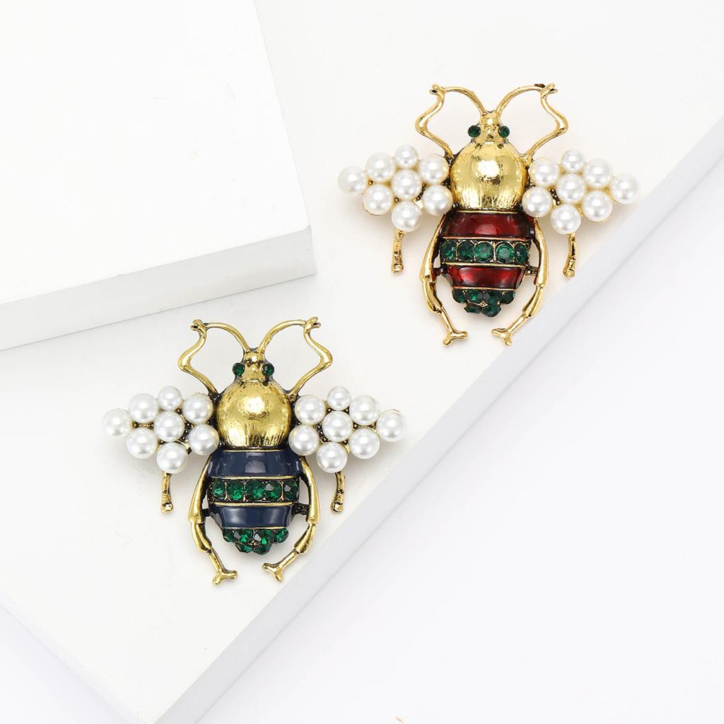 Exquisite Versatile Alloy Pearl Bee Brooch Temperament Creative Women'S Cardigan Coat Corsage Jewelry Pin