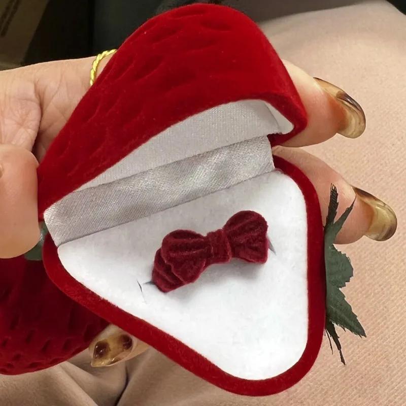Strawberry Box Jewelry Boxes Ring Storage Box Love Valentine Day Gift Ring Display Holder Fashion Earring Flocking Jewelry Box