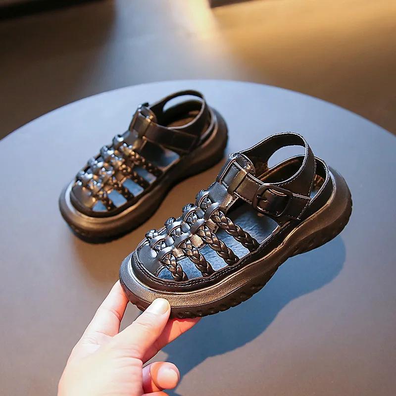 Fashion 2025 Summer New Children Sandals for Girls Fashionable Korean Style Soft Bottom Anti-slippery Versatile Woven Roman Beach Shoes