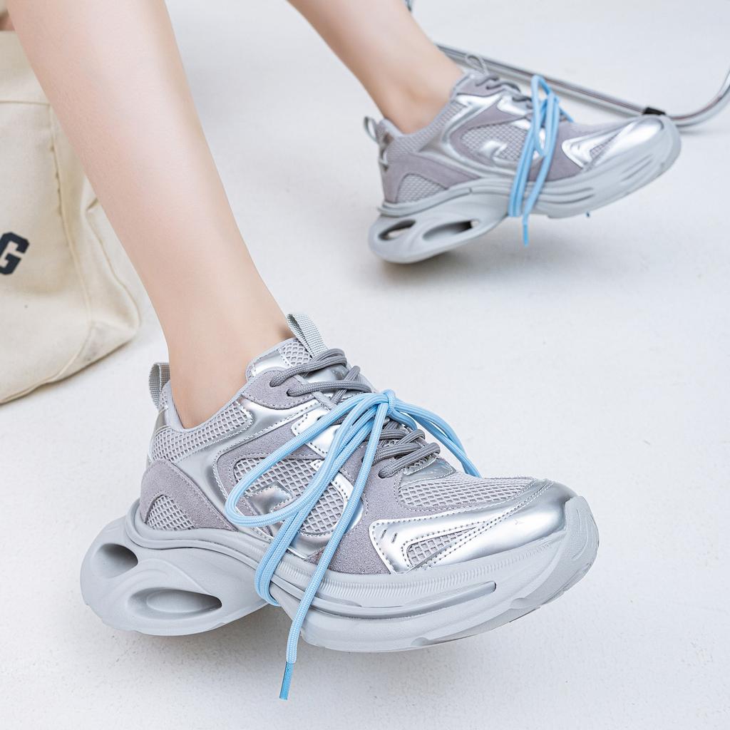 Star travel 2025 spring new thick-soled heightening dad shoes women's retro trend silver sneakers women's shoes