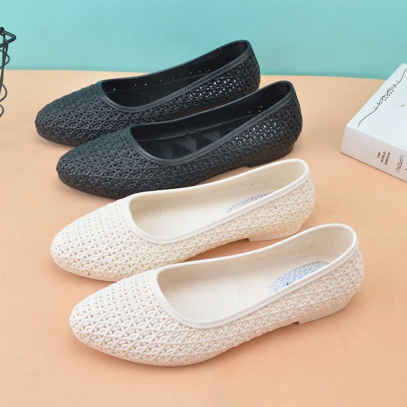 Women's Pointed Fashion Sandals Summer Flat Bottom Hollow Plastic Versatile Work Shoes