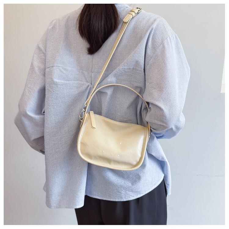 Premium small bag women's summer versatile new fashion messenger bag portable small square bag