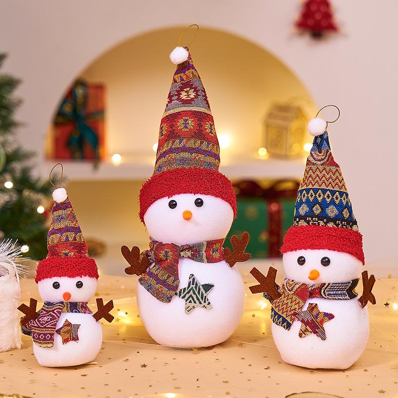 Christmas Snowman Plush Ornaments and Santa Doll Photo Props for Store Displays