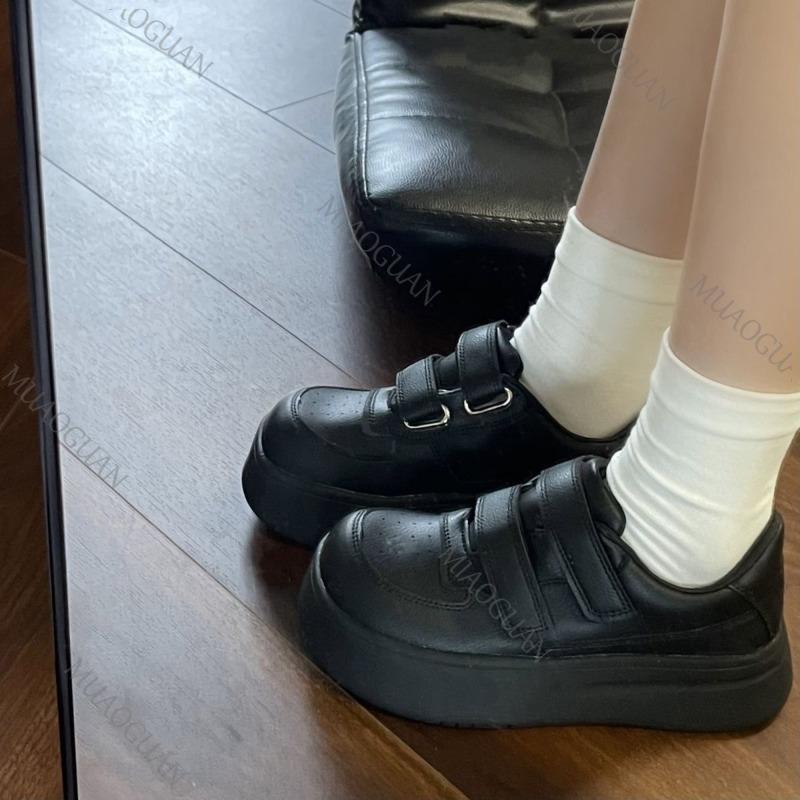 Fashion 2025 New Autumn Thick-Soled Sneakers for Women Casual Black Lightweight Student Retro Board Shoes Flat Platform Tennis Female