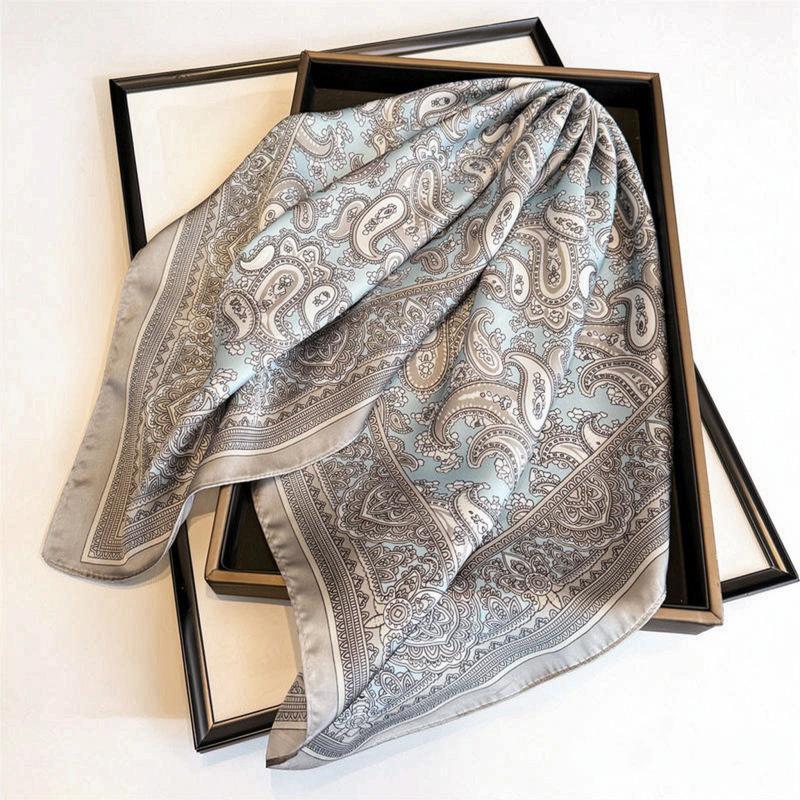 New small square scarf, retro cashew silk scarf, high-end professional versatile decorative scarf, strap and headband.