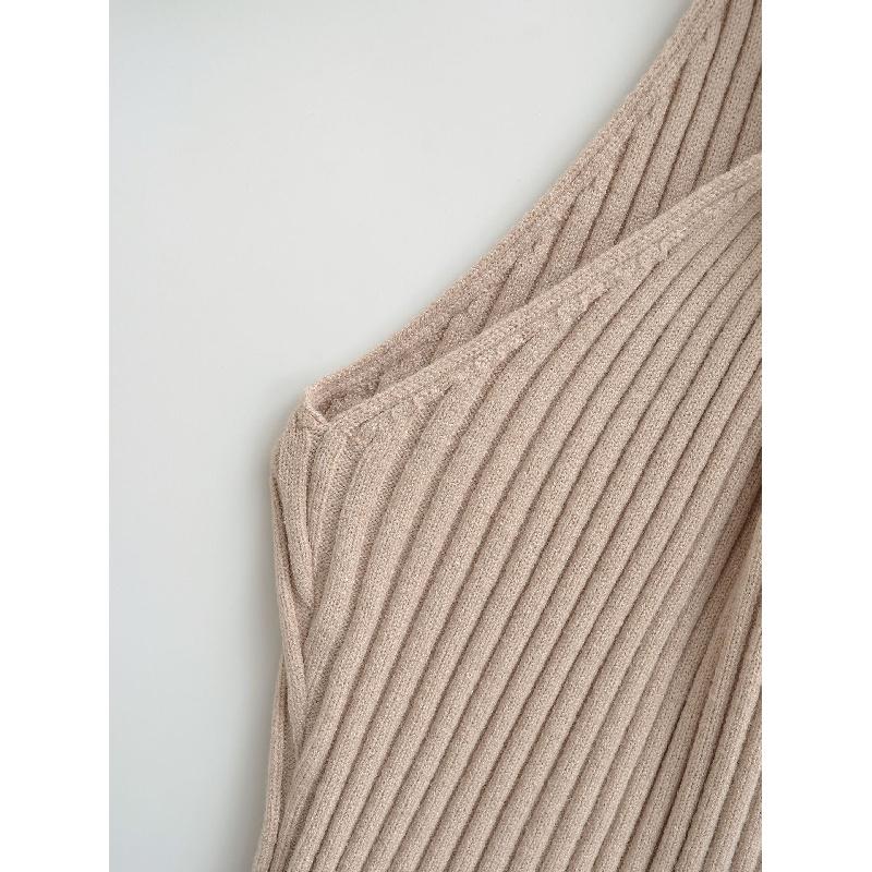 Elastic Knit Halter Neck Slim-Fit Tank Top for Women, 2026 Summer New Style, V-Neck with Front Twist and Backless Design