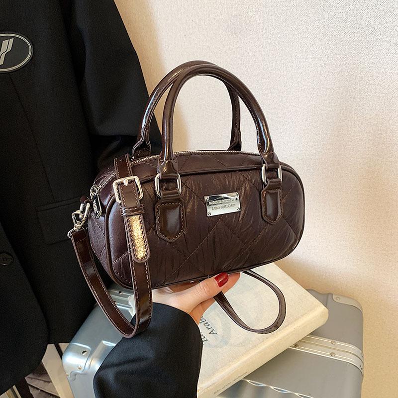 Premium Small Bag Women's New Fashion Diamond Handbag Pillow Bag Shoulder Messenger Bag