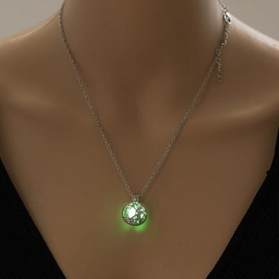 Baumform Anhänger Charm Halskette Öffnbar Legierung Leuchtstein Hohl Frauen Halskette Schmuck Accessoire