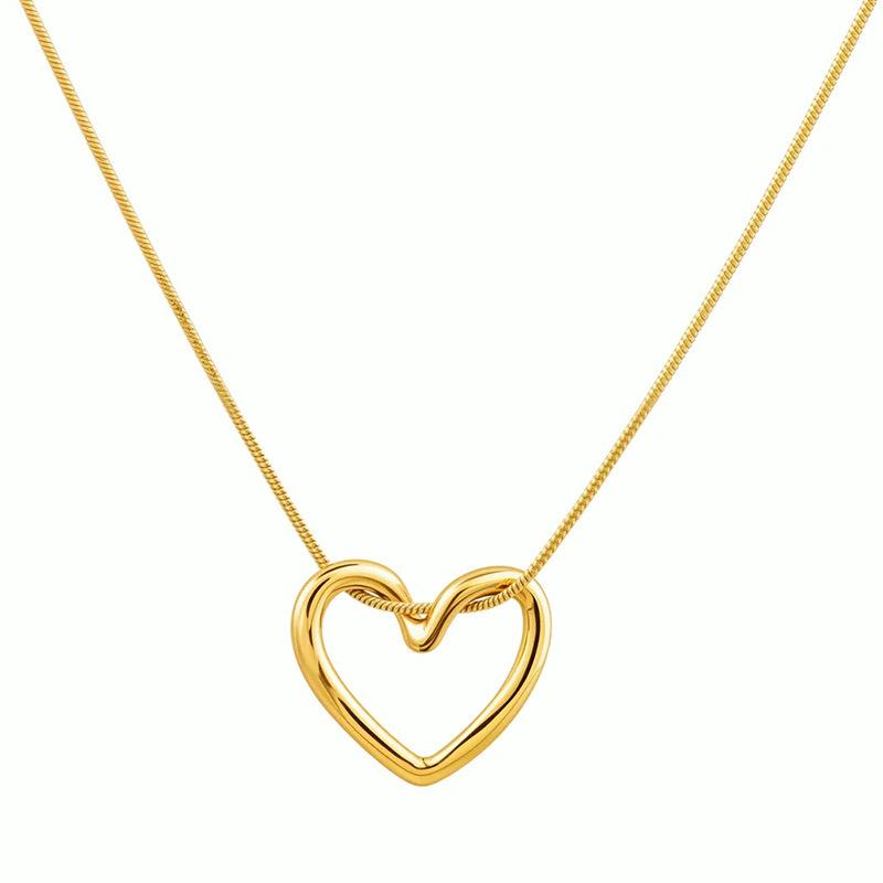 Luxury Heart Pendant Necklace: Elegant Hollow Heart Design for Couples & Friends
