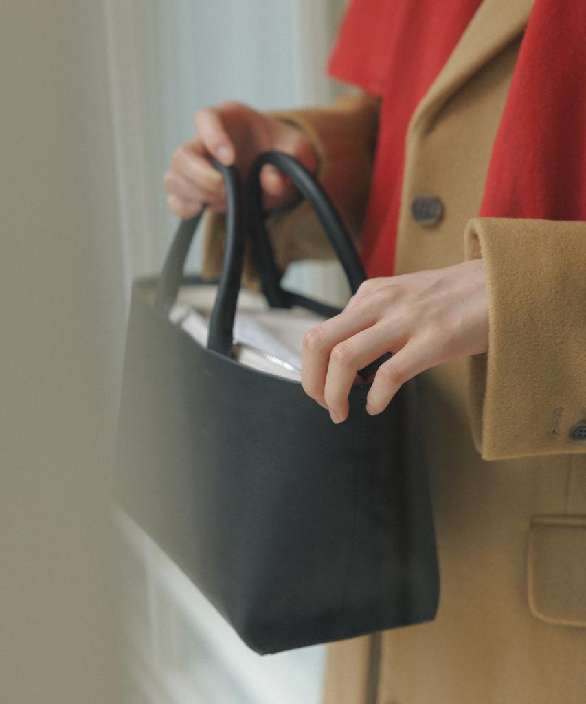 Foive Mellow Tote Black