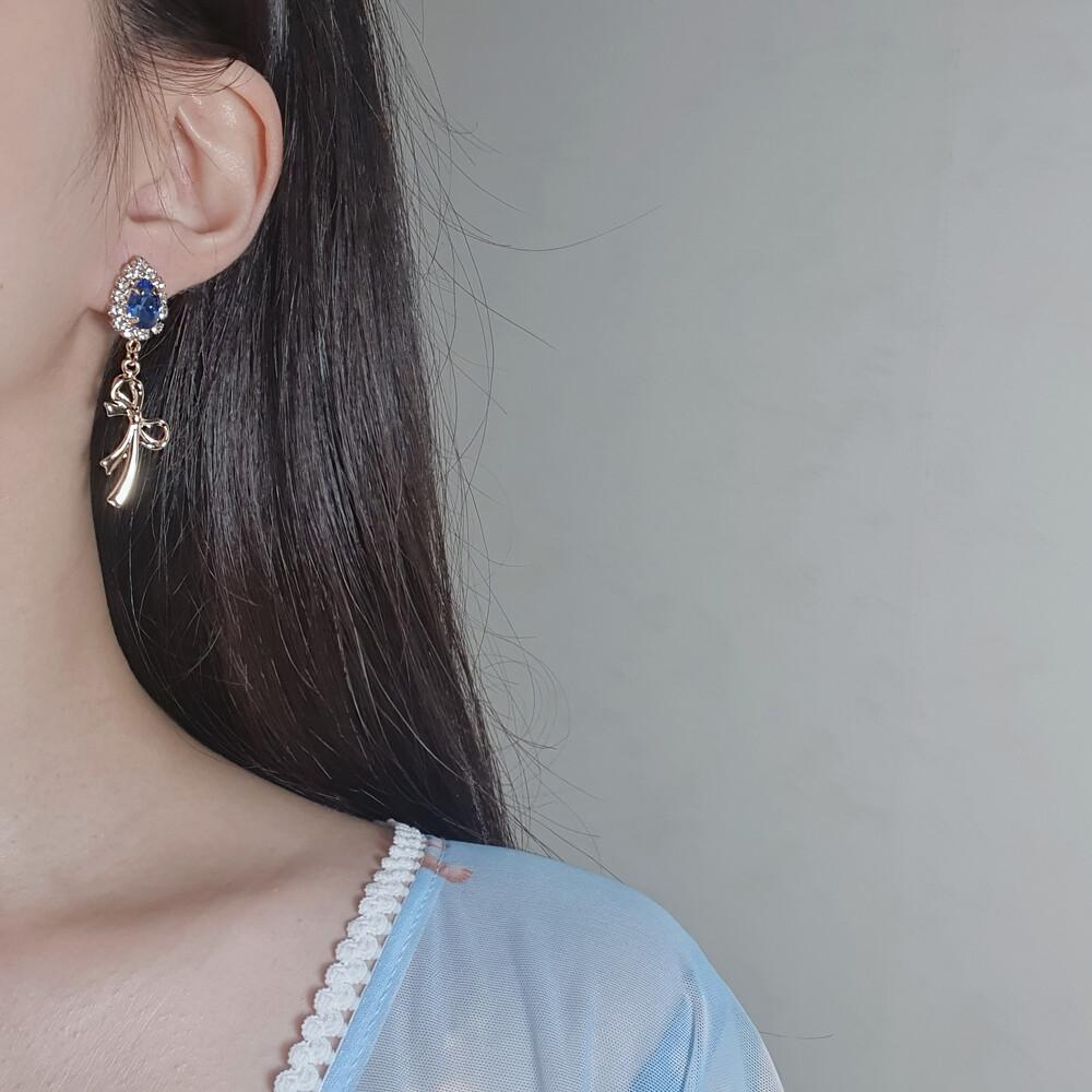 

[Aimelbie] Подтяжки с королевским синим кристаллом и золотой лентой