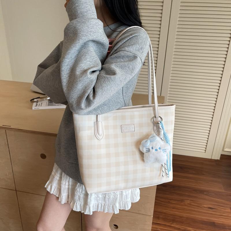 New Fashionable Versatile Shoulder Bag, High-end Niche Design, Casual Simple Large-capacity Tote Bag