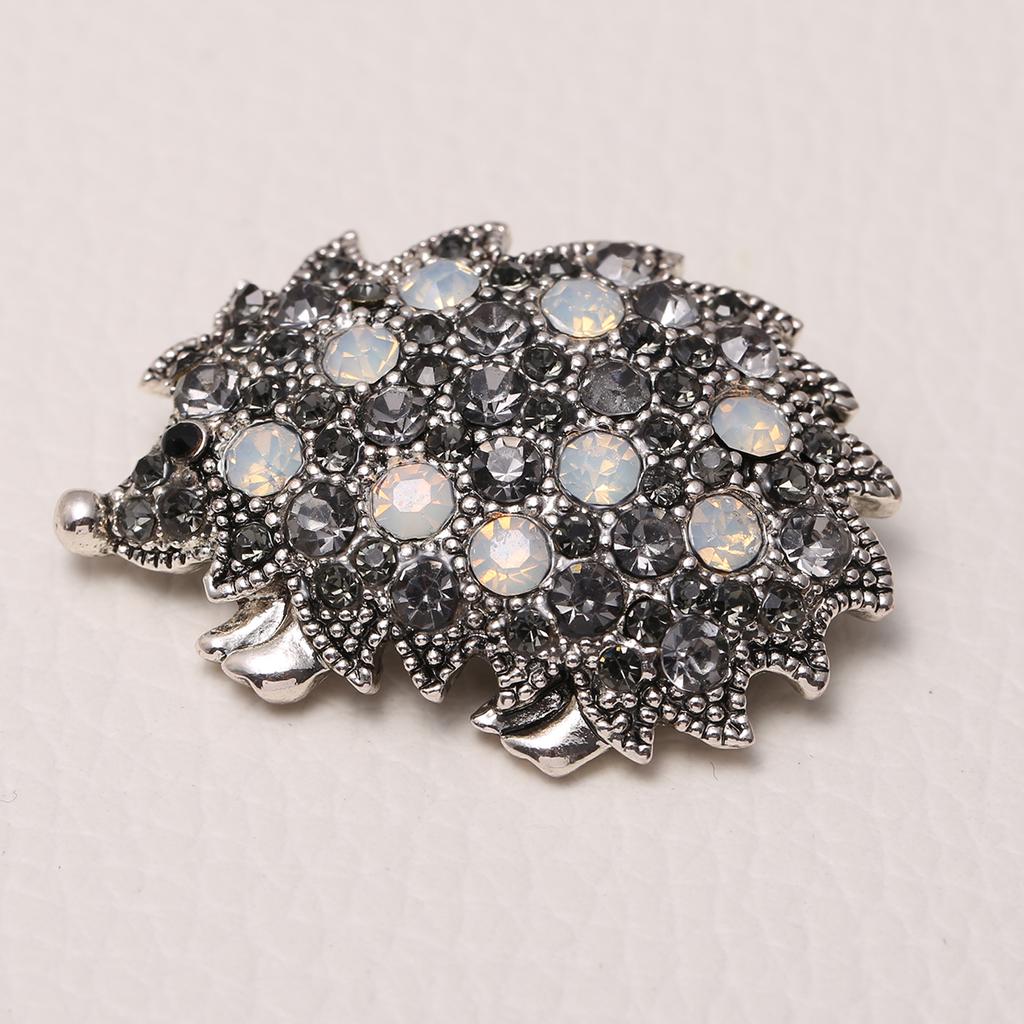 Spilla Spilla Carino Riccio Colore Argento Vintage Placcato Opale Strass Animali Per Donna Uomo Festa Sciarpa Distintivo Decorazione