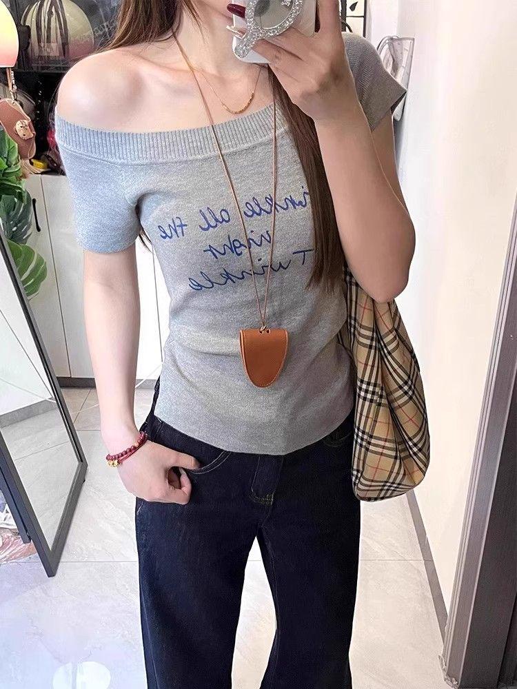 

Korean Style Gray Letter Knitted Short Sleeve T-shirt - Women s Summer Chic, Flattering Design, Versatile Top One Size [Recommended for Up to 125 pounds]