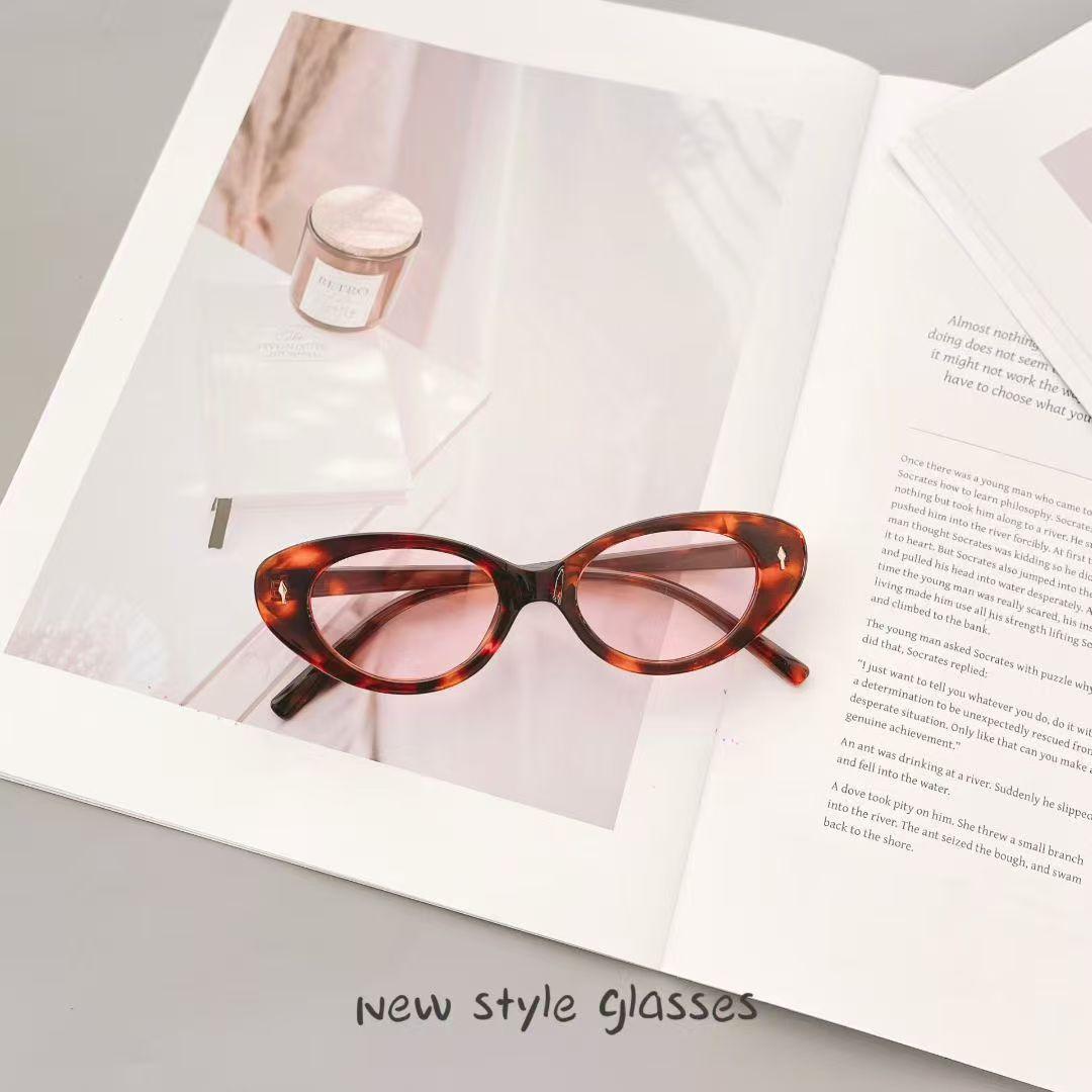 Cat Eye Shape For Ladies Sun Glasses Vintage Style Anti-reflective Sun Glasses For Women Holiday Travelling Man Sunglass