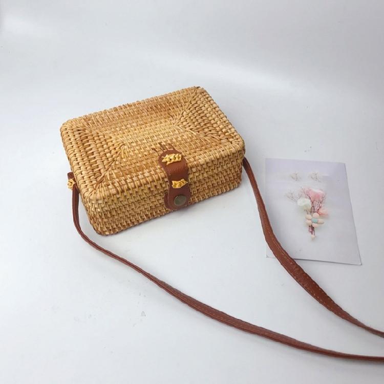 Handwoven Shoulder Bag Crossbody Bags Rattan Bag for Women Girl Vintage Handbag