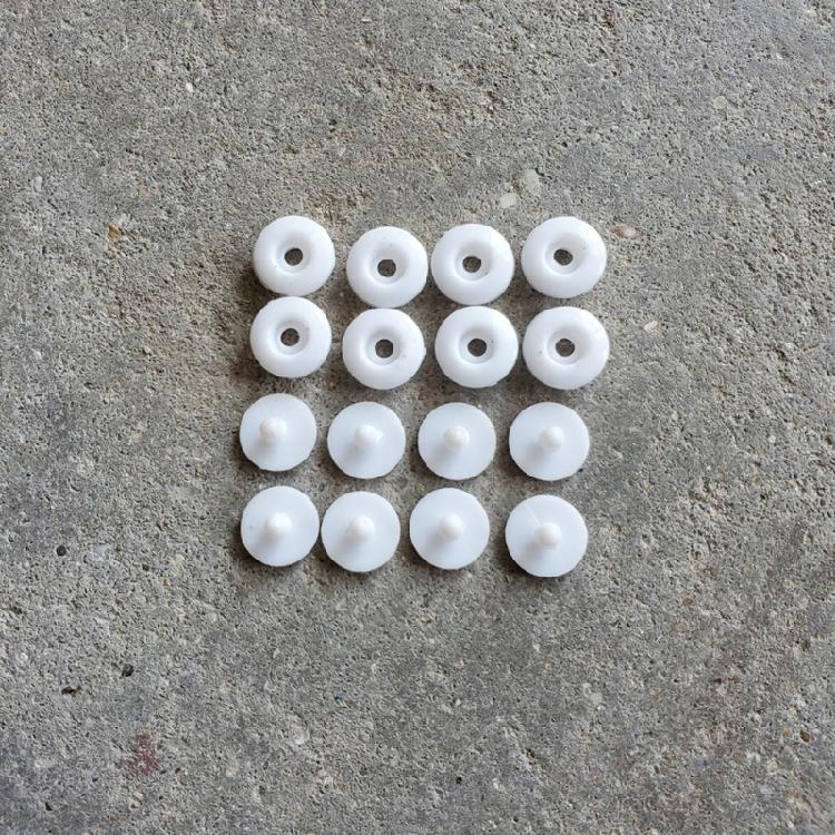 Multifunktionales Nieten-Set zur Reparatur von Strandtaschen-Griffen Stabile Kunststoff-Taschenknopf-Reparaturzubehör für Damentaschen