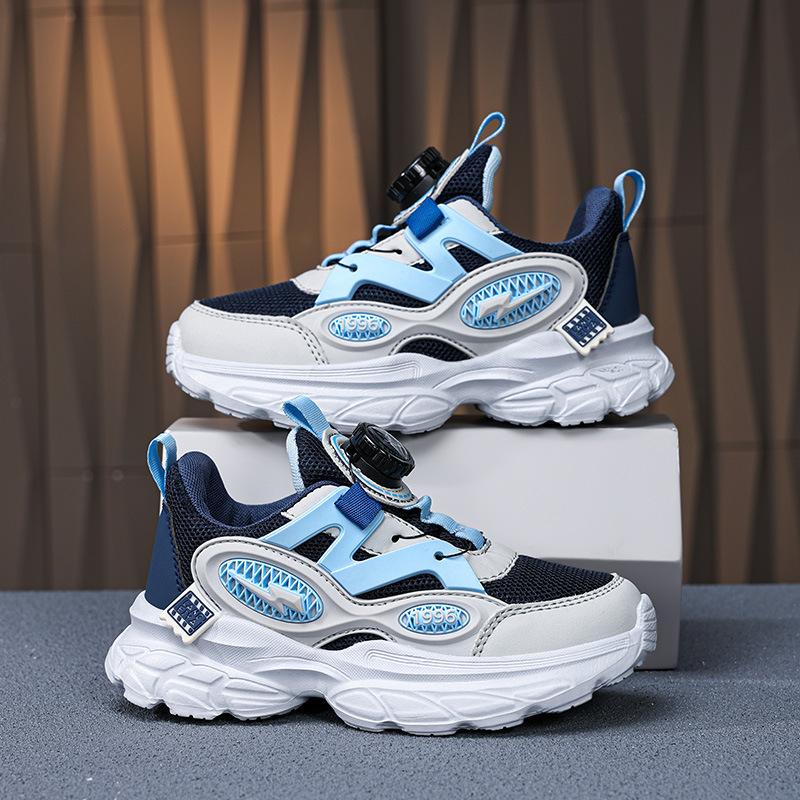 

Детская летняя обувь кроссовки новые спортивные туфли 2025 дышащая сетка вращающаяся пряжка толстая подошва средние и большие дети и мальчики 40