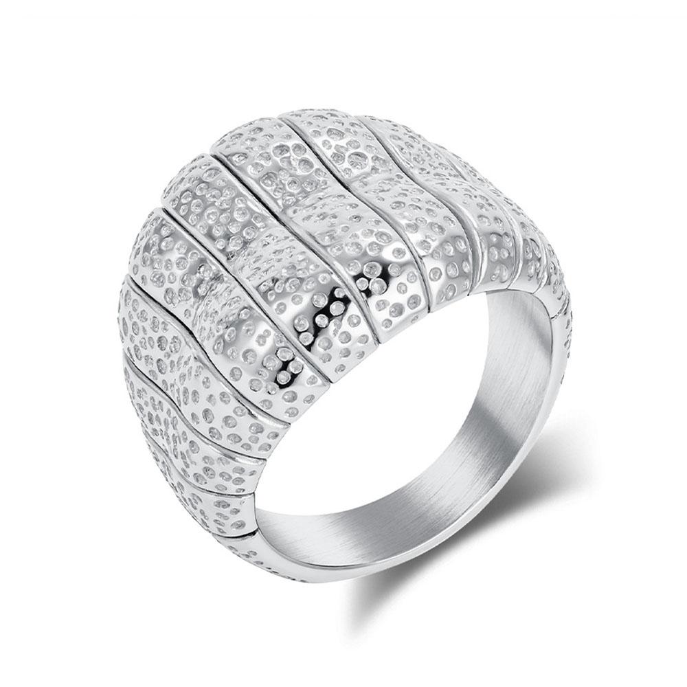 2025 Personalized Fashion Ring Women Wear 18K Gold Ring Jewelry