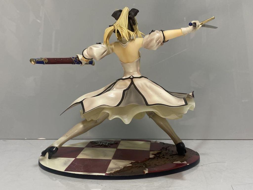 [USED] 1/7 Fate Saber Lily Golden Sword of Victory (Caliburn)