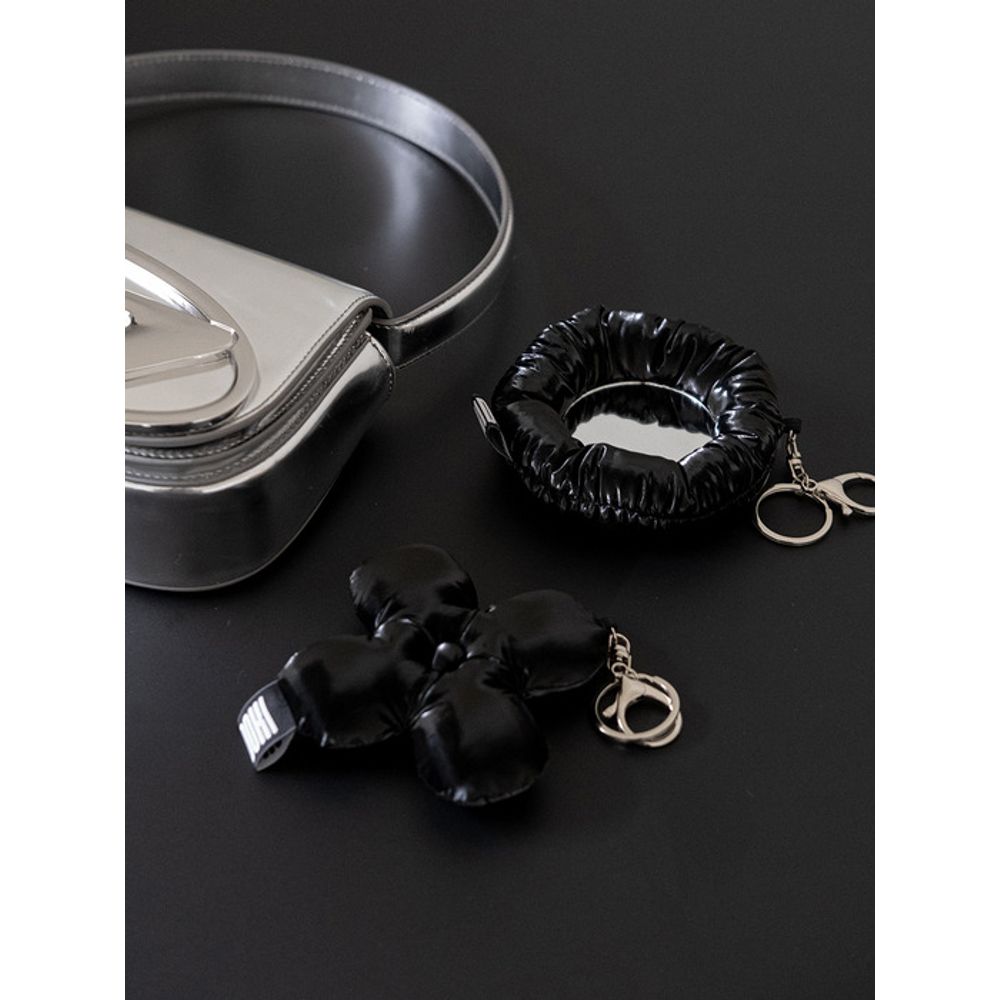 

DOKIDOKI clover keyring _ 2color black
