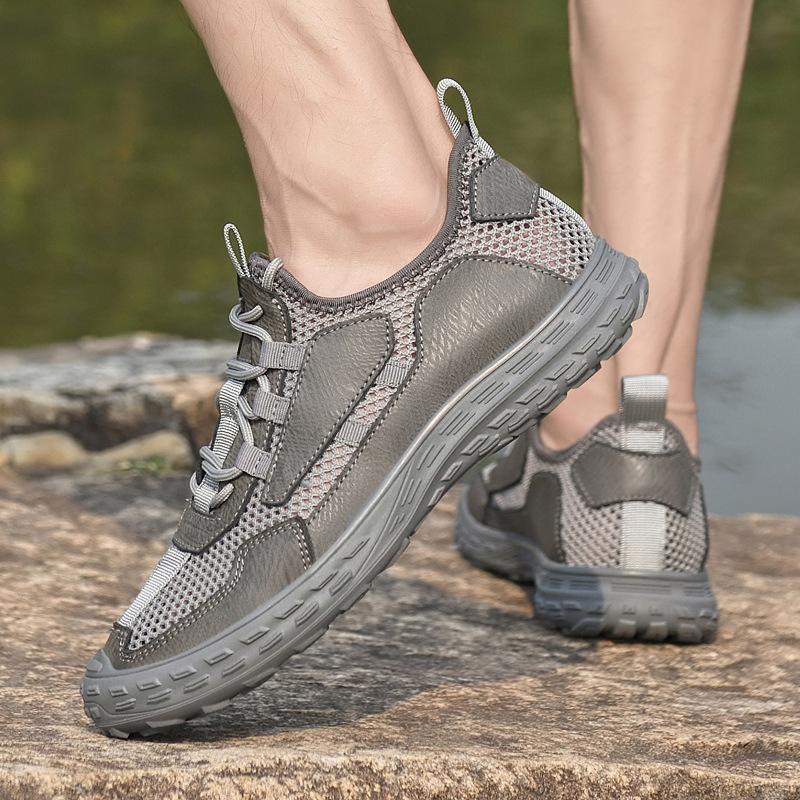 Men's shoes 2025 summer new men's refreshing mesh outdoor hiking shoes travel sports breathable fly-woven mesh shoes