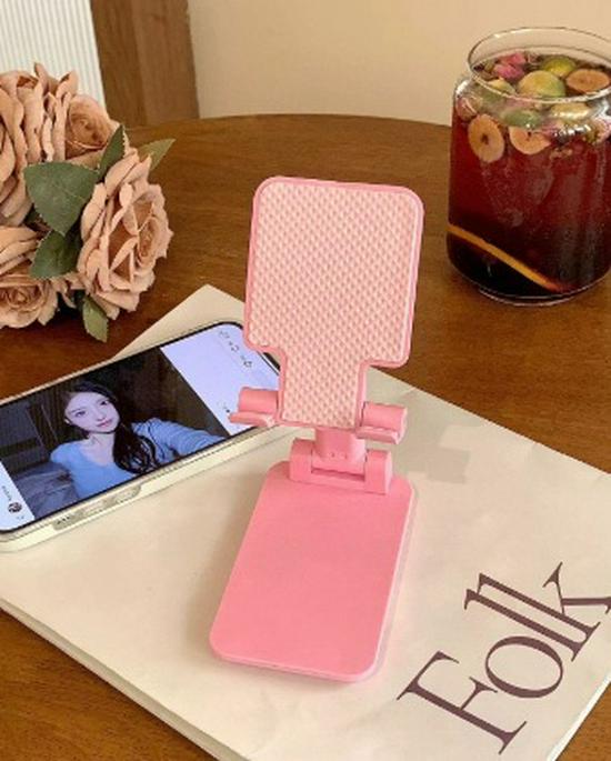 

Folding Adjustable Desktop & Portable Stand for Phones & Tablets