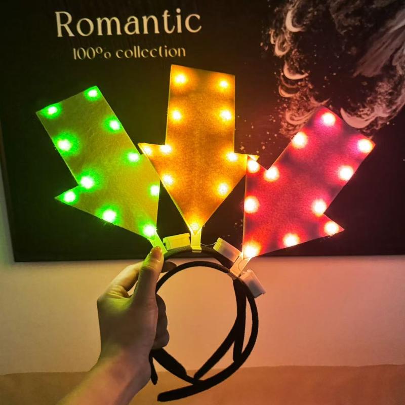 Met LED Pijl Licht Hoofdband Lichtgevende Pijl Vorm LED Hoofdband Uniek Ontwerp Op Batterijen Werking Concert Haaraccessoire