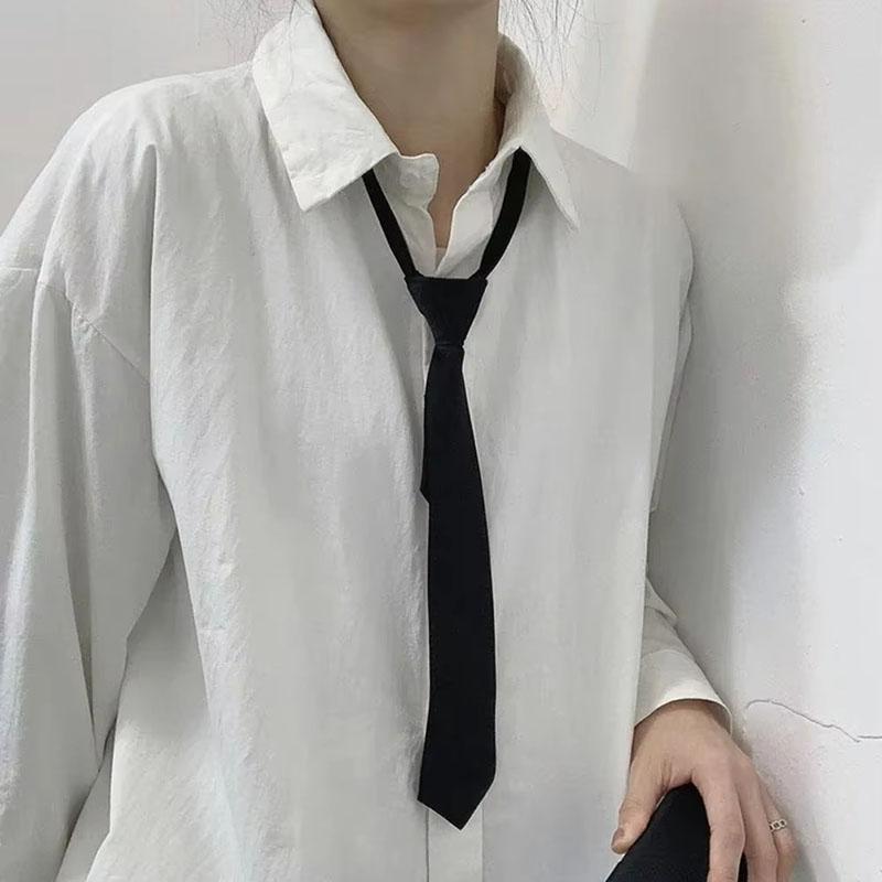 Schwarze Krawatten für Studenten Einfarbig Seidig Damen Krawatten Elegante Krawatte Schmale Damen- und Herrenkrawatten Uniformzubehör