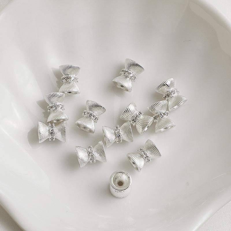 Armband mit doppelseitigem Blütenmotiv aus 14-karätig vergoldeten Zirkonia-Perlen, DIY-Schmuckaccessoire