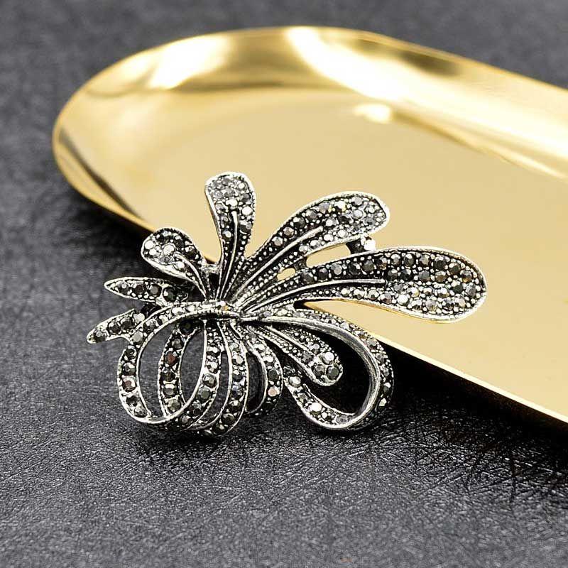 Flower Rhinestone Brooch Breast Flower