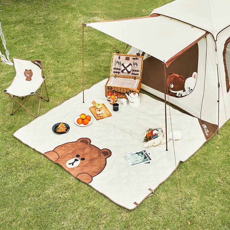 Mobi Garden Line Friends Brown Bear Picnic Mat