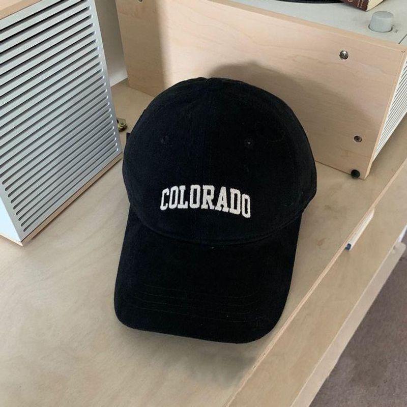 

Шляпа Женская Изогнутый Козырек Легче всего Сочетать Минималистичная Вышивка Маленькая Кепка с Козырьком Тренд Высокое Качество Матовая Текстура Мягкий Верх Бейсбольная Мужская Black