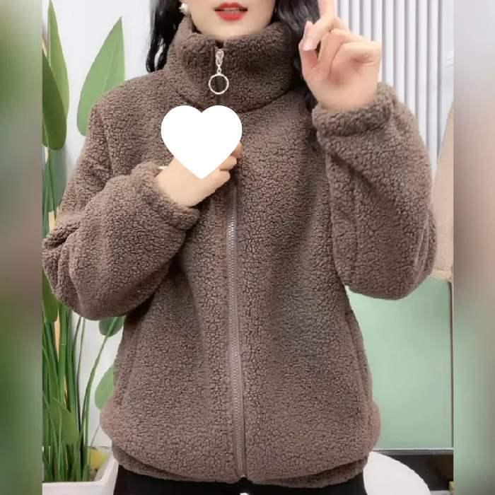 Zimní bunda z sametového fleecu - Omlazující, teplá, volného střihu pro ženy 20-60 let